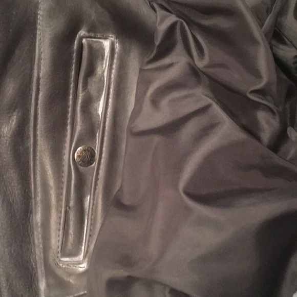 Vintage Leather Biker Women’s Jacket - Picture 6 of 8